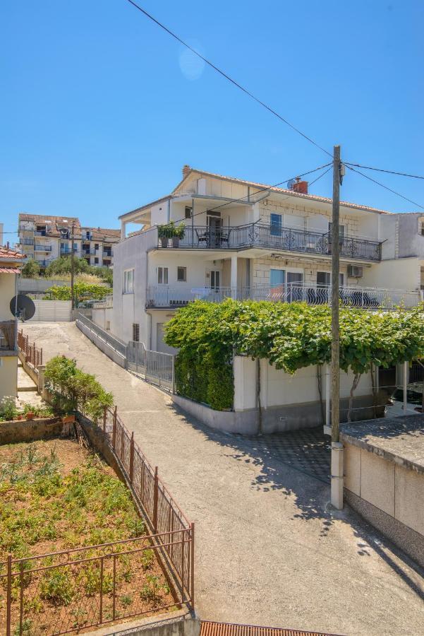 Apartments Tonka Trogir Exteriér fotografie